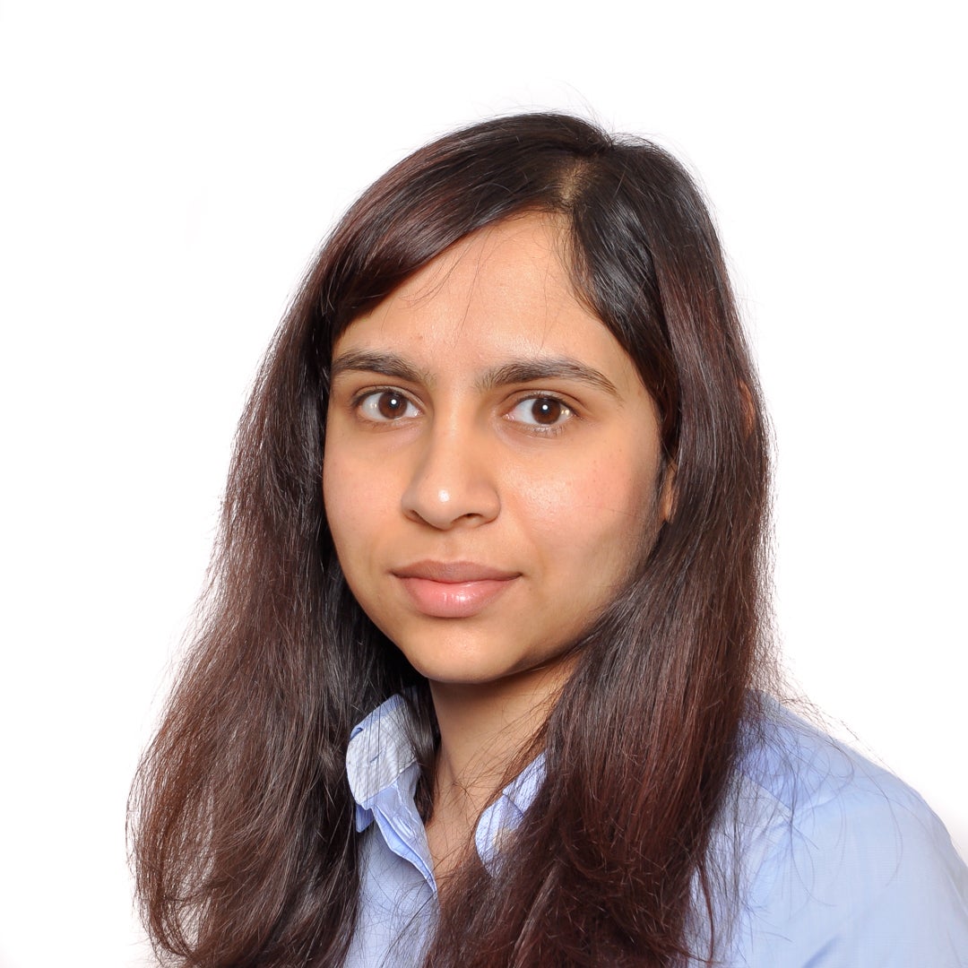 gobooth_-_ottawa_photo_booth_rental_-_payments_canada_-_headshots-shamidpayments.ca_1_1.jpg