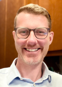 Andrew Dickson headshot